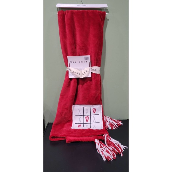 Rae dunn red valentines tasseled and patch worked decorative throw size 50x70" - Picture 2 of 8